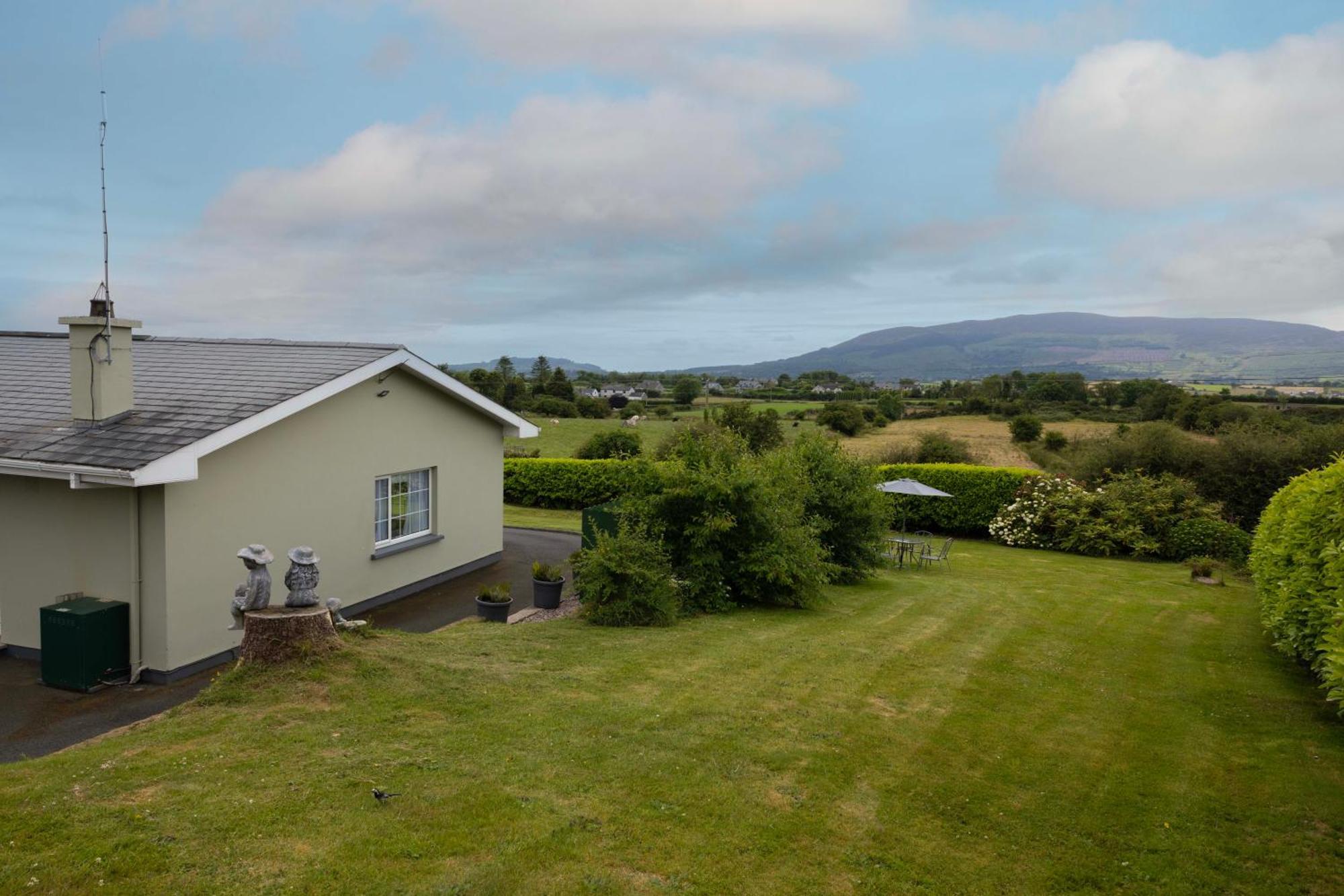 Mountain Nest At The Foot Of Slieve Gullion Appartement Cloghoge Buitenkant foto